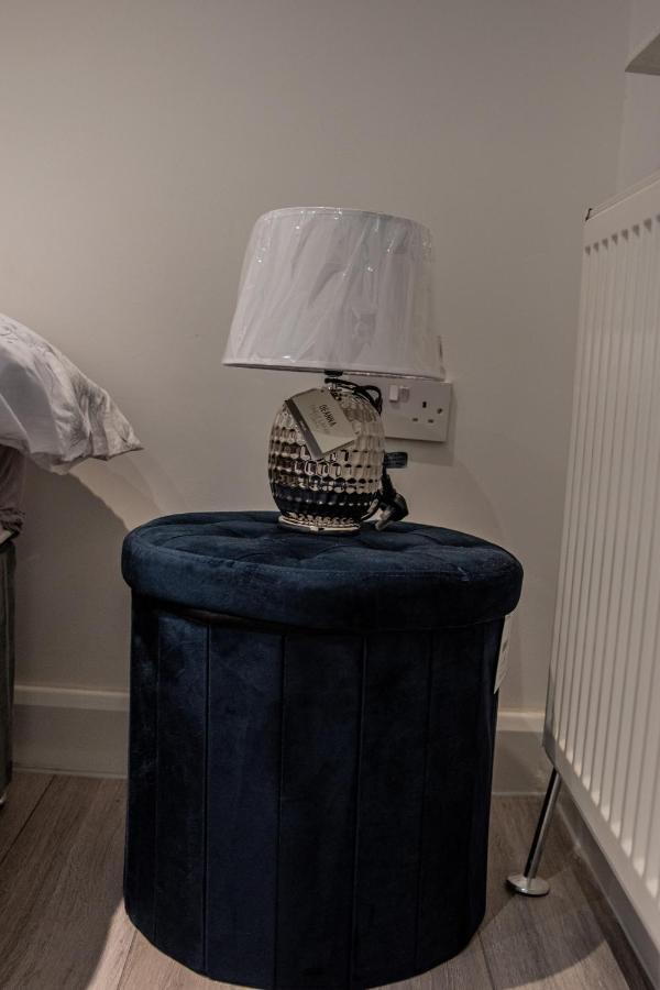 Bv Comfy Spacious 3 Bedroom House At Tatton Street Manchester Exteriör bild